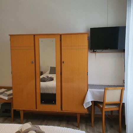 Hotel De La Promenade Bains-les-Bains Eksteriør billede